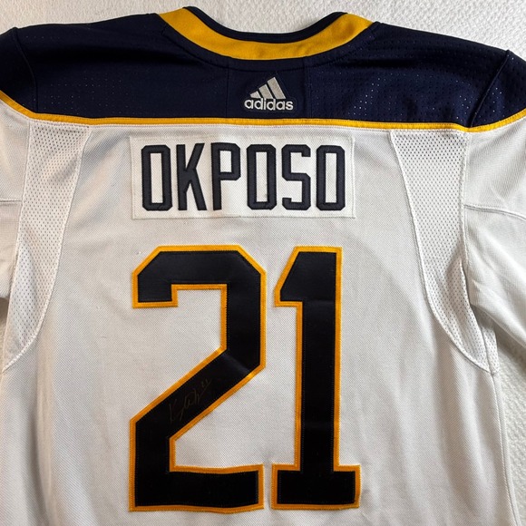 Adidas Buffalo Sabres Jersey Mens 52 White Okposo 21 Alternate Captain Authentic - Picture 3 of 10